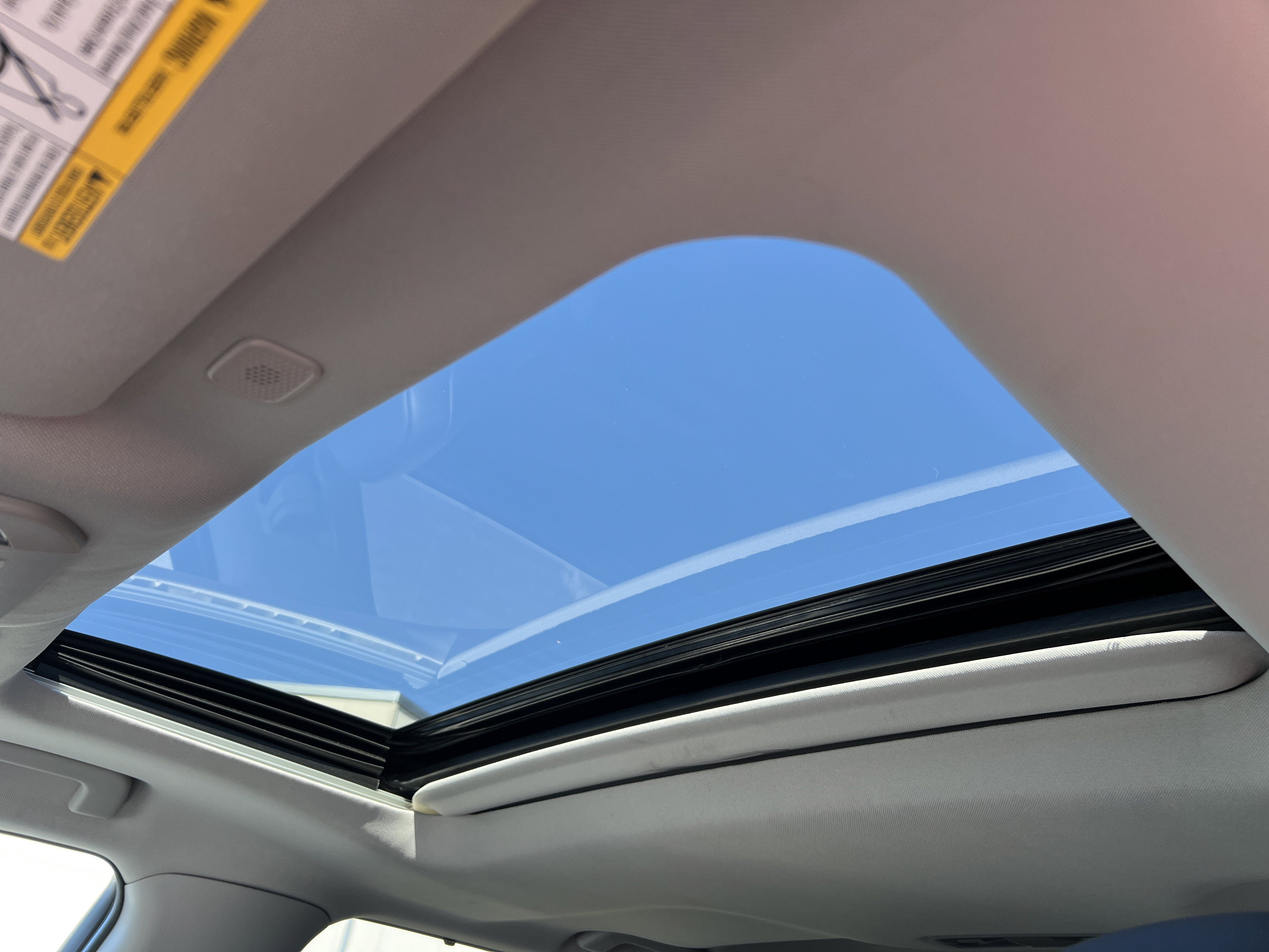 Used 2024 Toyota Highlander XLE image 12