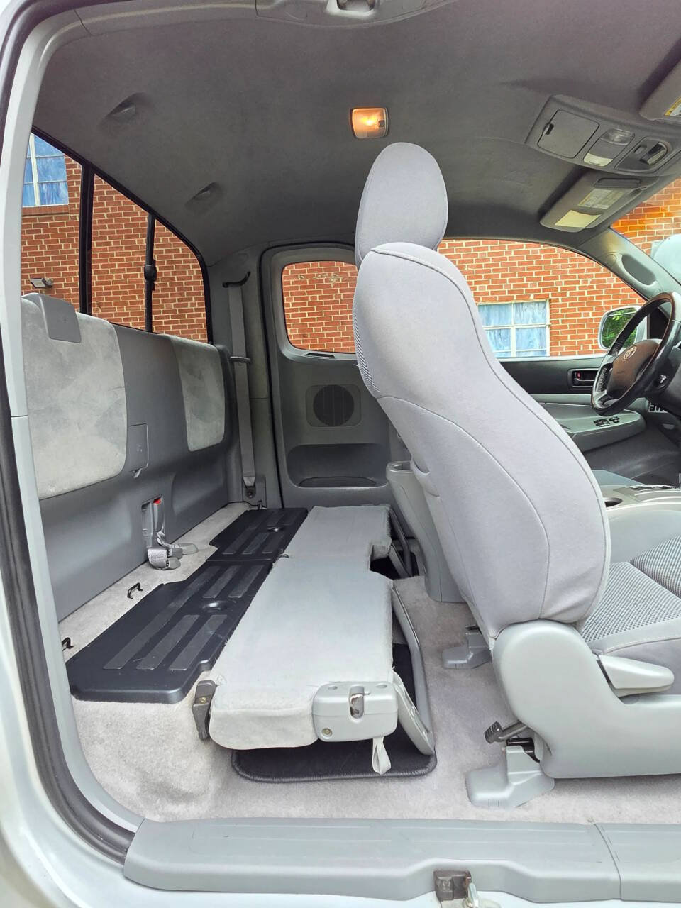 Used 2005 Toyota Tacoma PreRunner RWD image 26