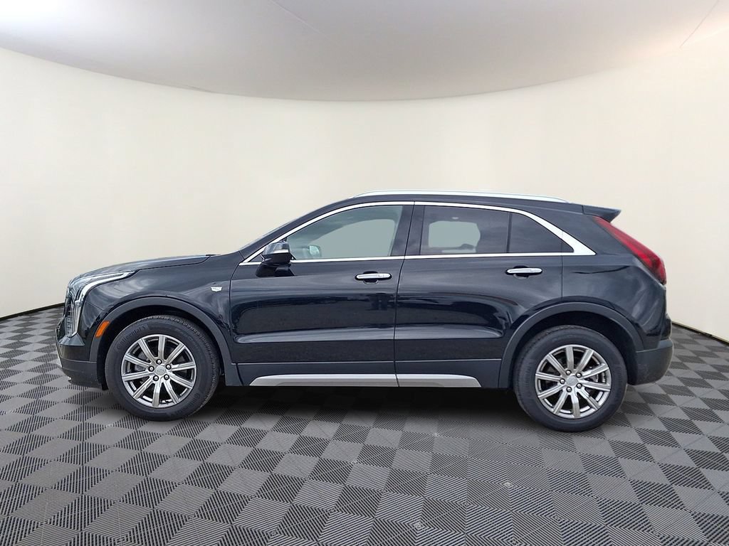 Used 2022 Cadillac XT4 Premium Luxury w/ Safety Alert Package AWD/4WD image 7
