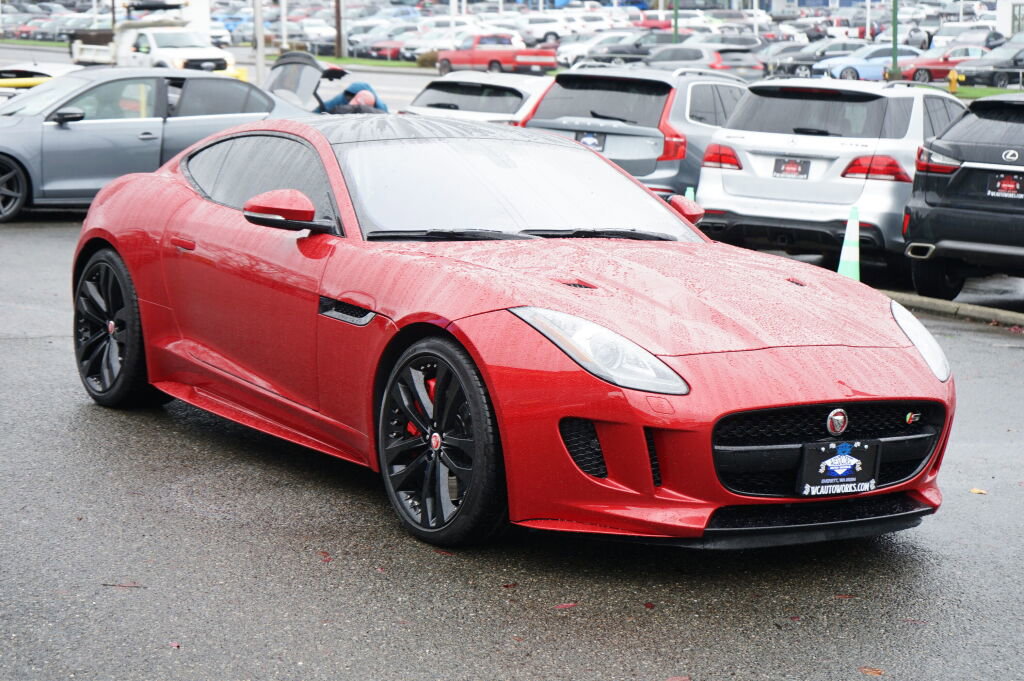 Used 2017 Jaguar F-TYPE S image 7