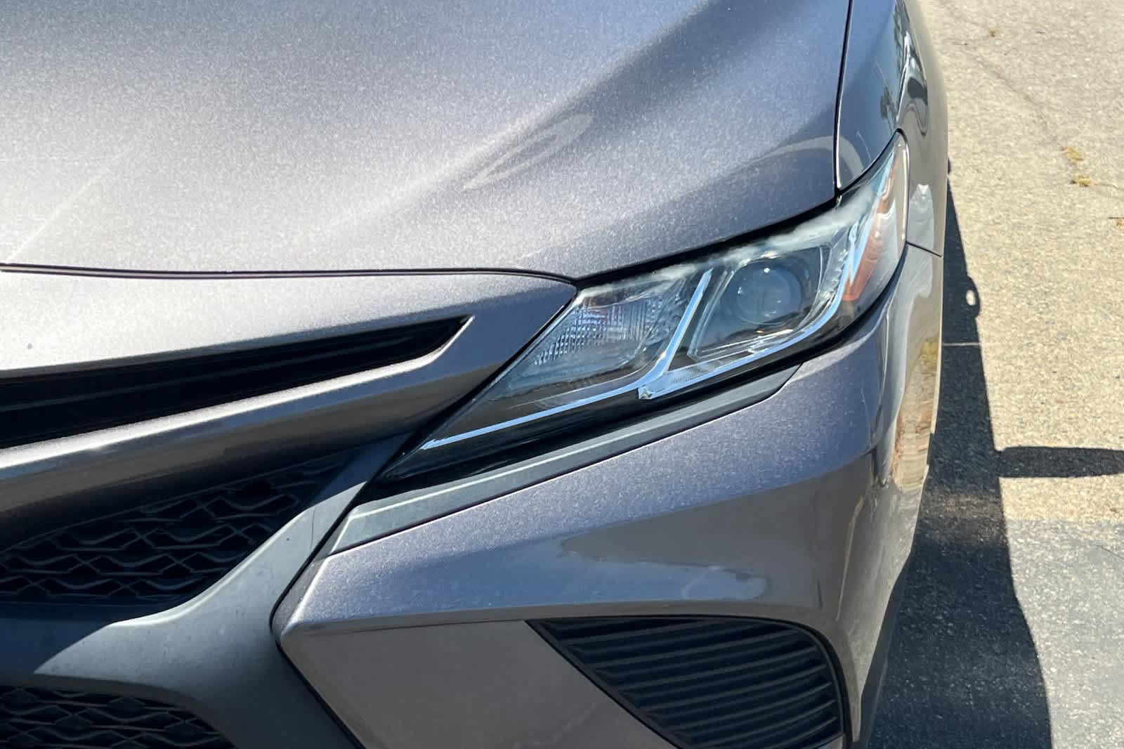 Used 2019 Toyota Camry SE w/ Audio Package FWD image 11
