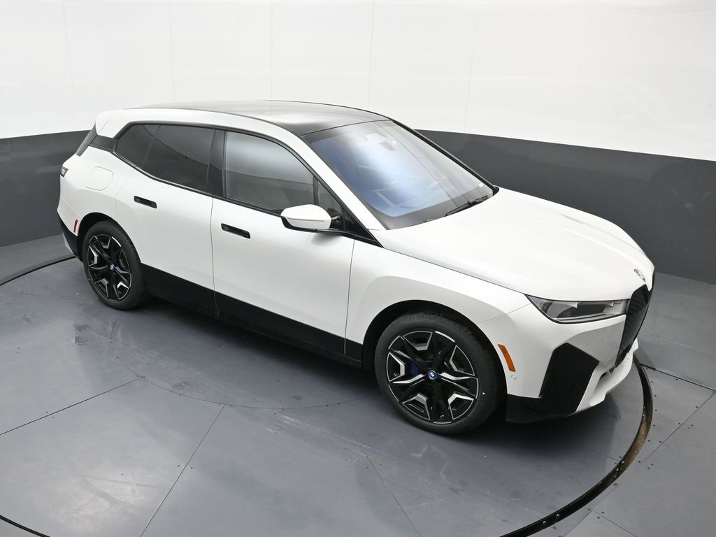 New 2025 BMW iX xDrive50 image 31