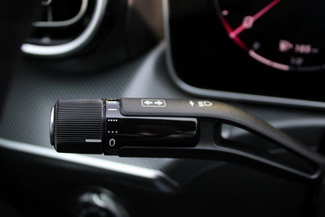 New 2025 Mercedes-Benz C 300 4MATIC Sedan image 17