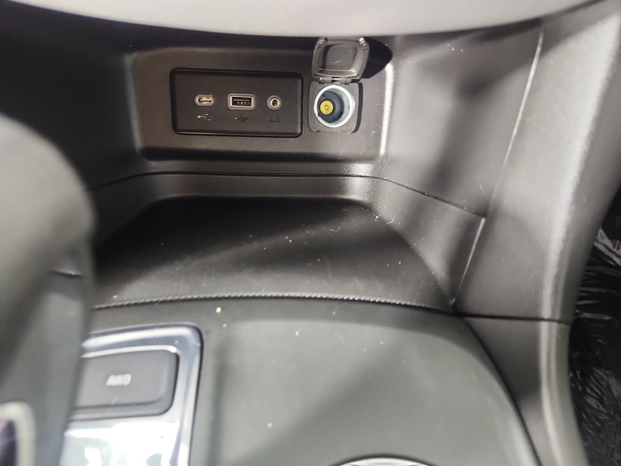 Used 2023 Chevrolet Equinox LS w/ LS Convenience Package AWD/4WD image 17