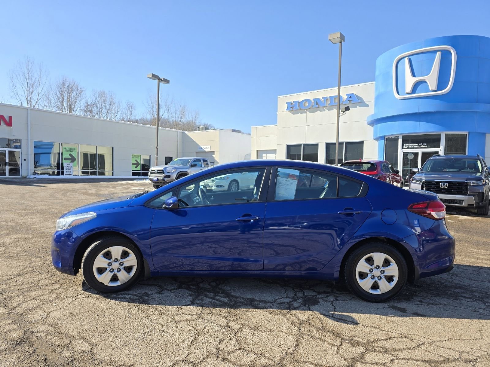 Used 2017 Kia Forte LX FWD image 5