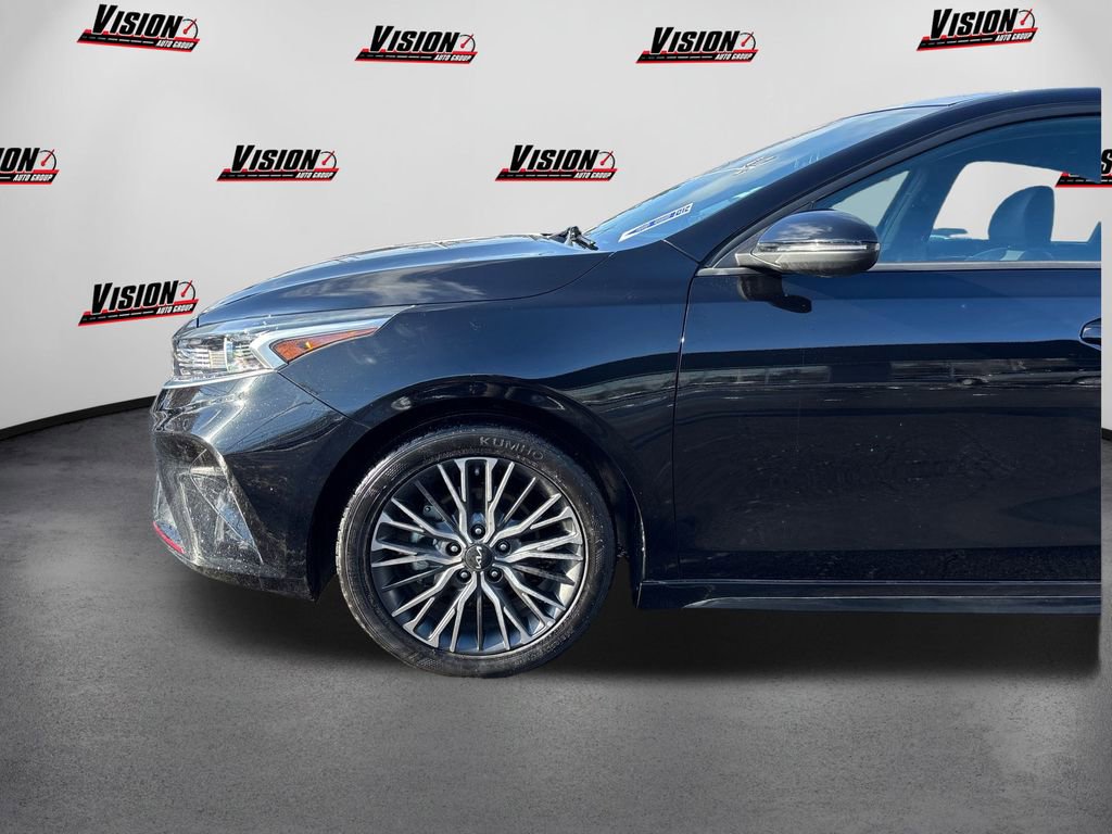 Certified 2022 Kia Forte GT-Line image 12