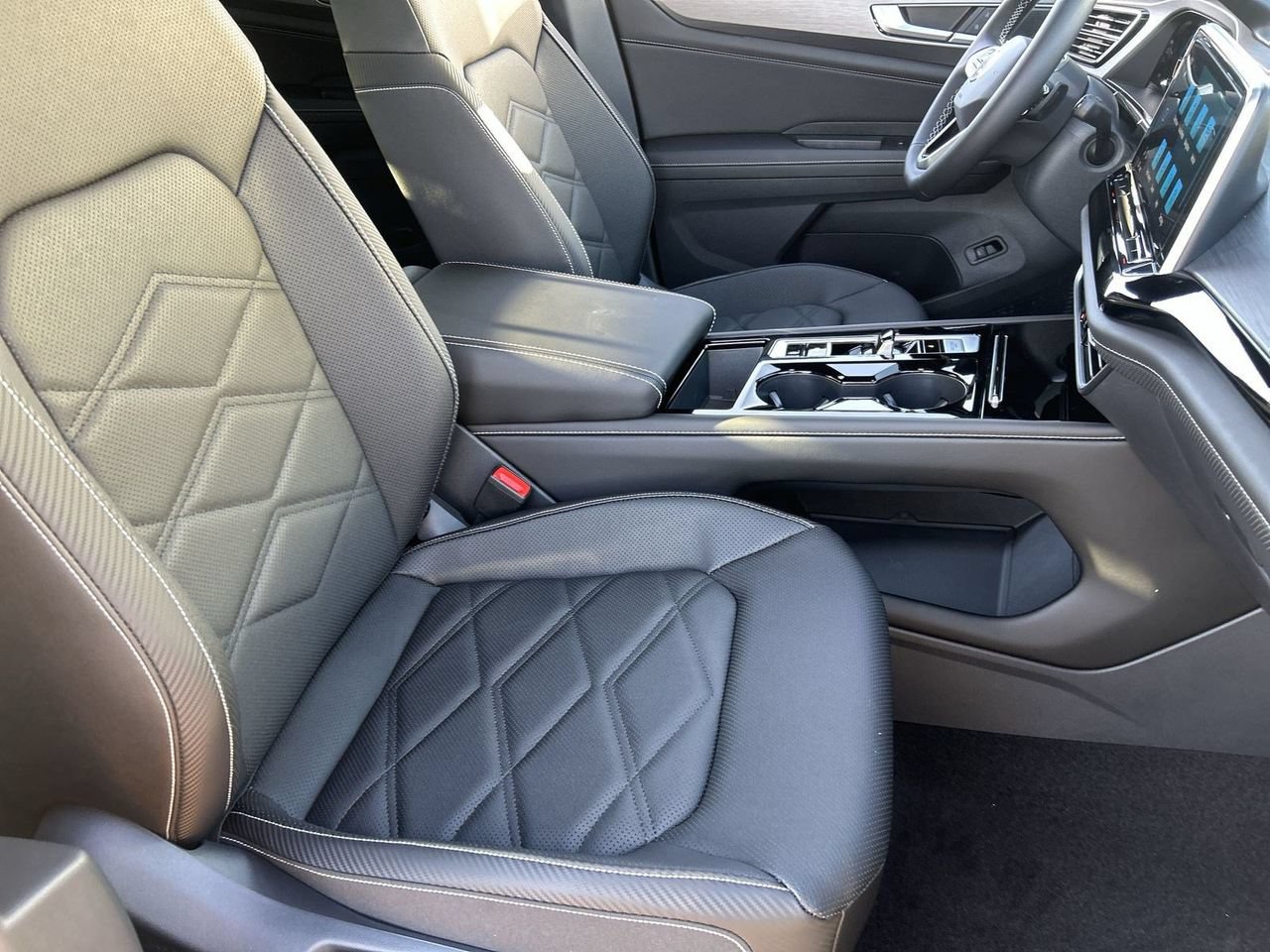 New 2026 Volkswagen Atlas Cross Sport SE FWD image 7