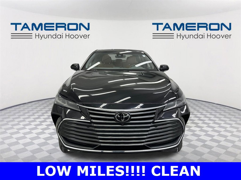 Used 2019 Toyota Avalon Limited image 8