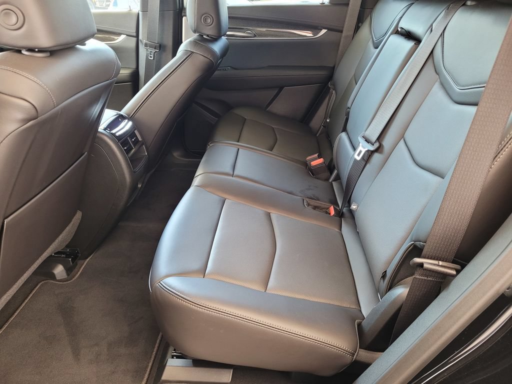 New 2026 Cadillac XT5 Sportv w/ LPO, Onyx Lite Package AWD/4WD image 7
