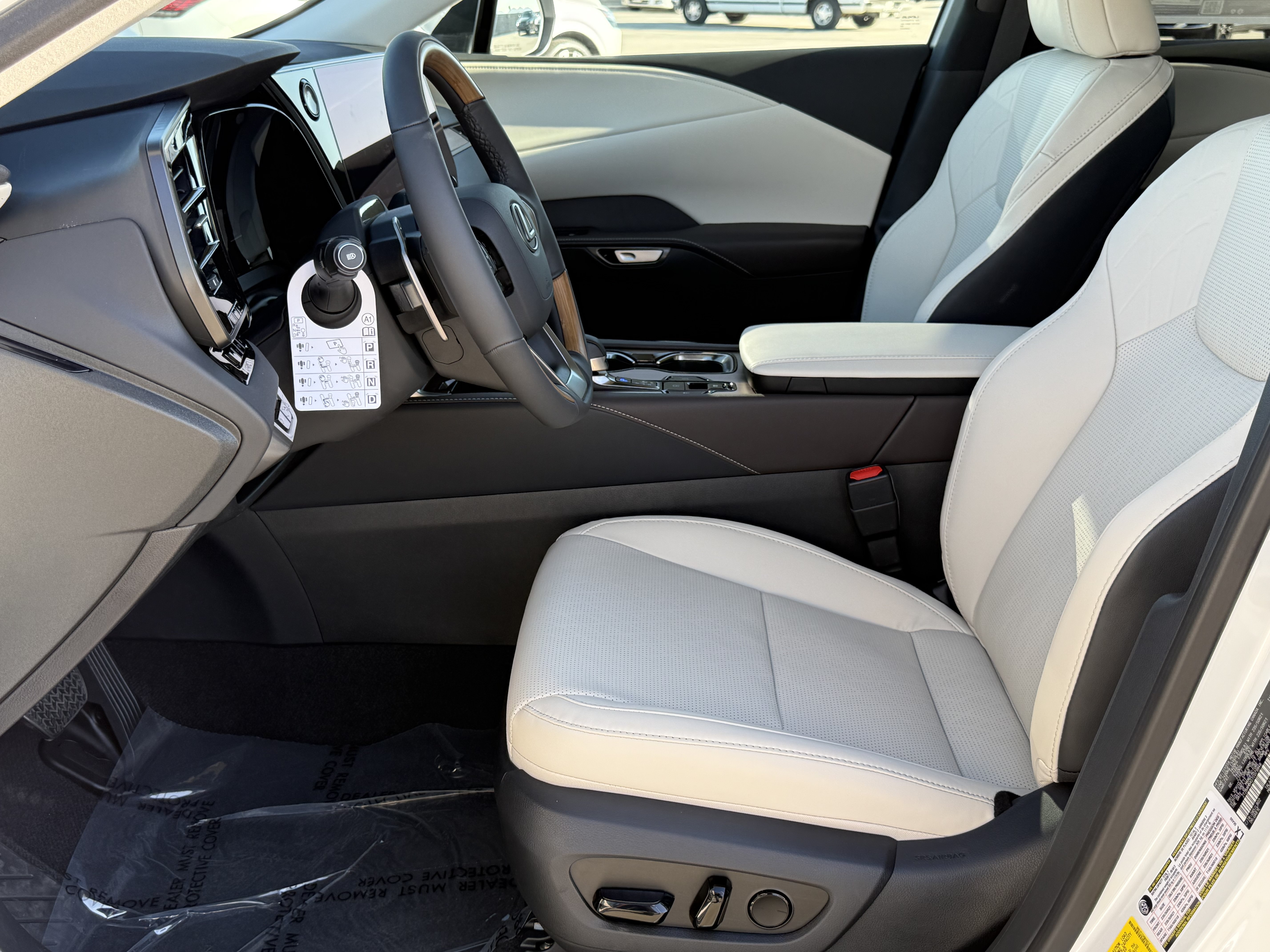 New 2026 Lexus RX 350 FWD image 18