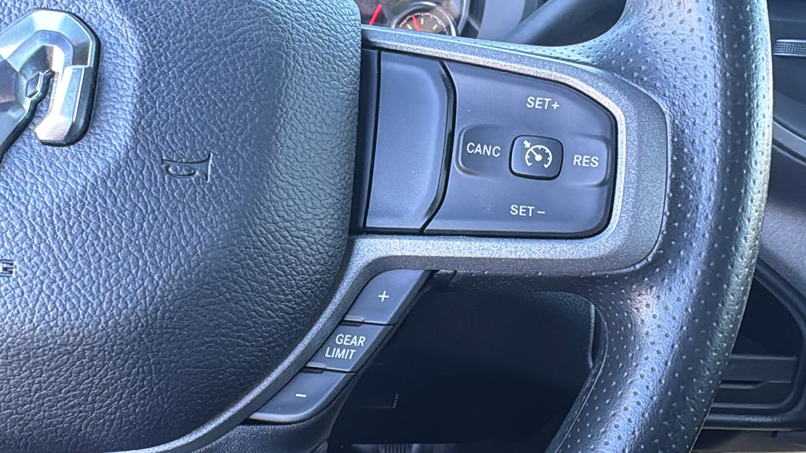New 2024 RAM 5500 Tradesman w/ Chrome Appearance Group AWD/4WD image 21