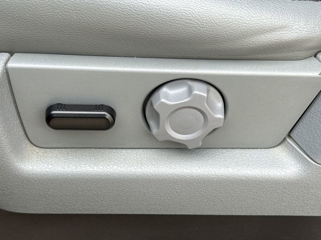 Used 2014 Ford F150 XLT w/ Equipment Group 302A Luxury image 21