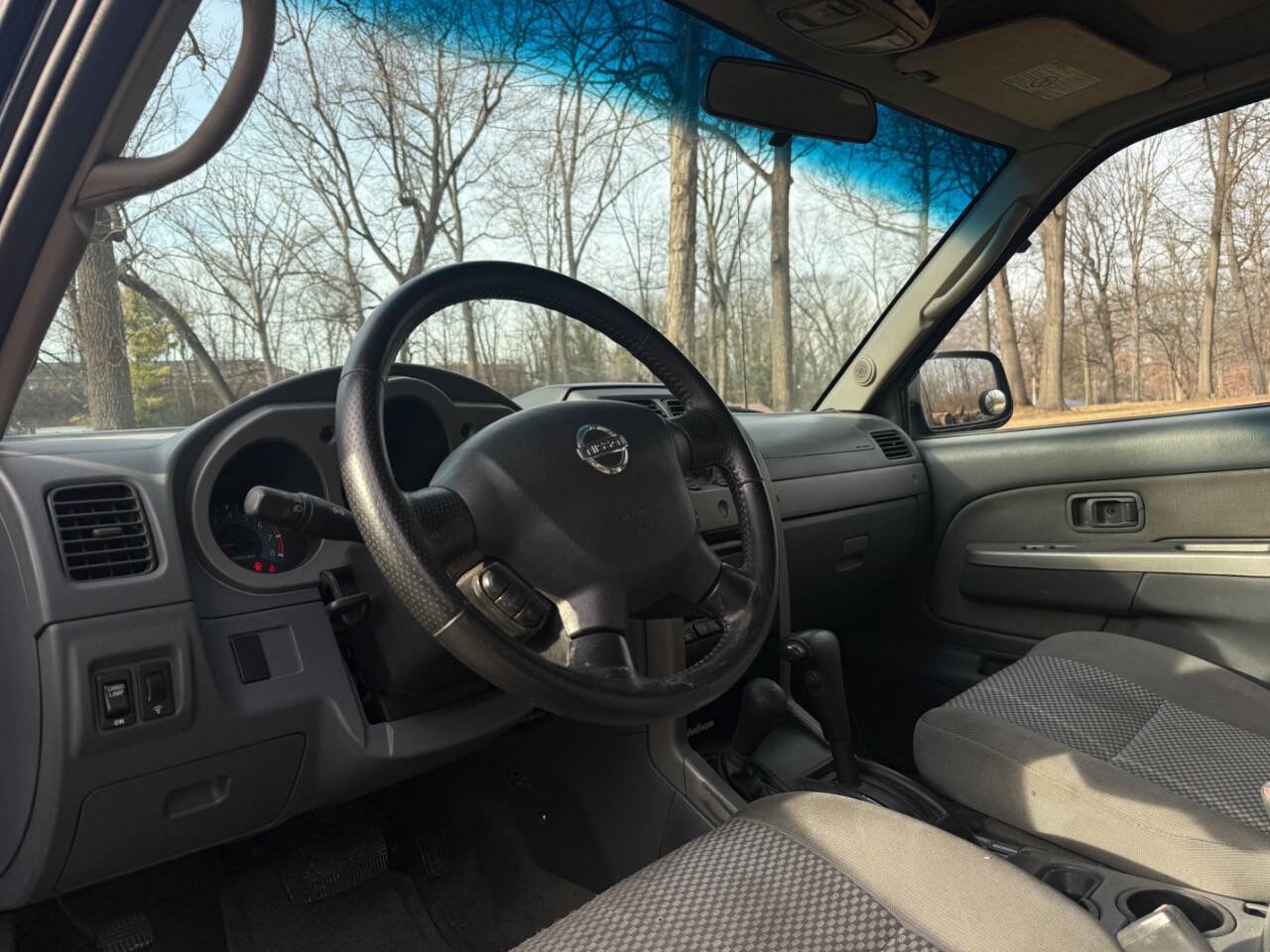 Used 2002 Nissan Frontier SE image 52