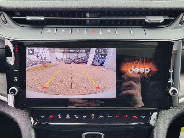 New 2026 Jeep Grand Cherokee Altitude AWD/4WD image 13