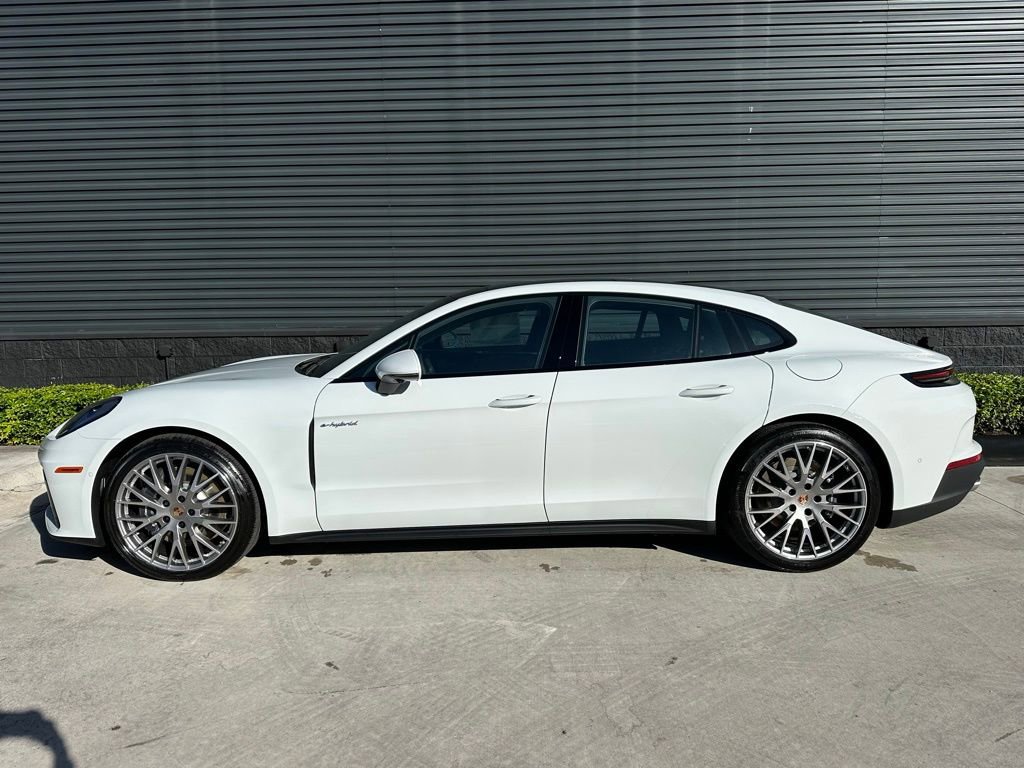 Used 2026 Porsche Panamera 4 image 2