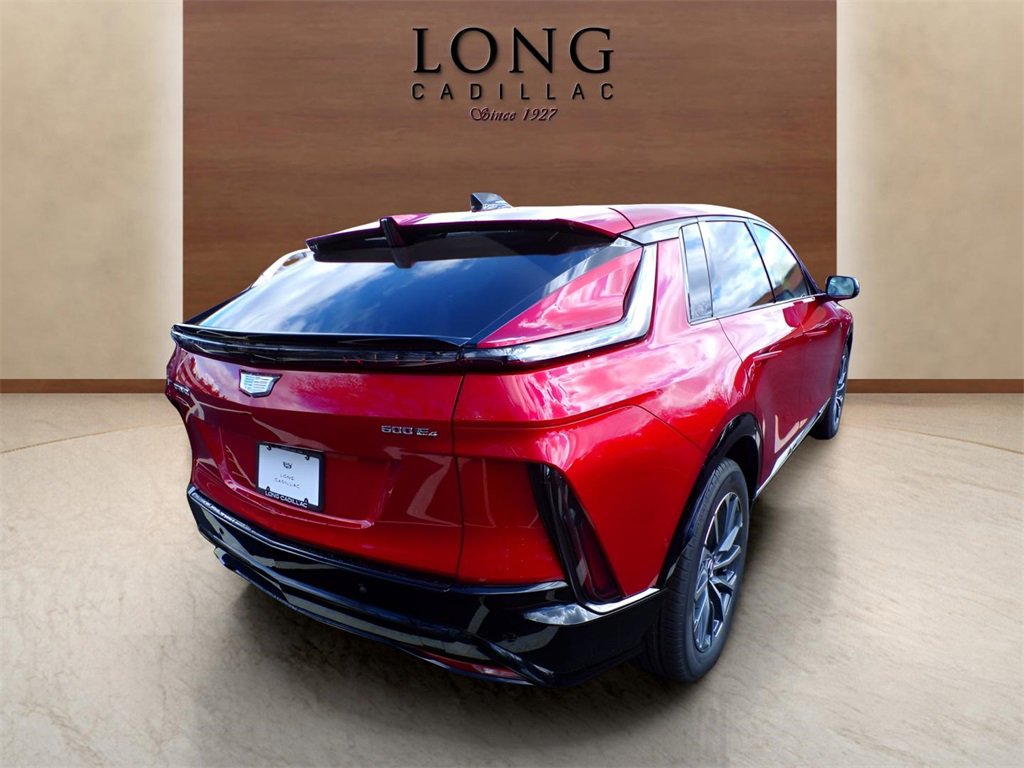 New 2025 Cadillac Lyriq Sport image 5