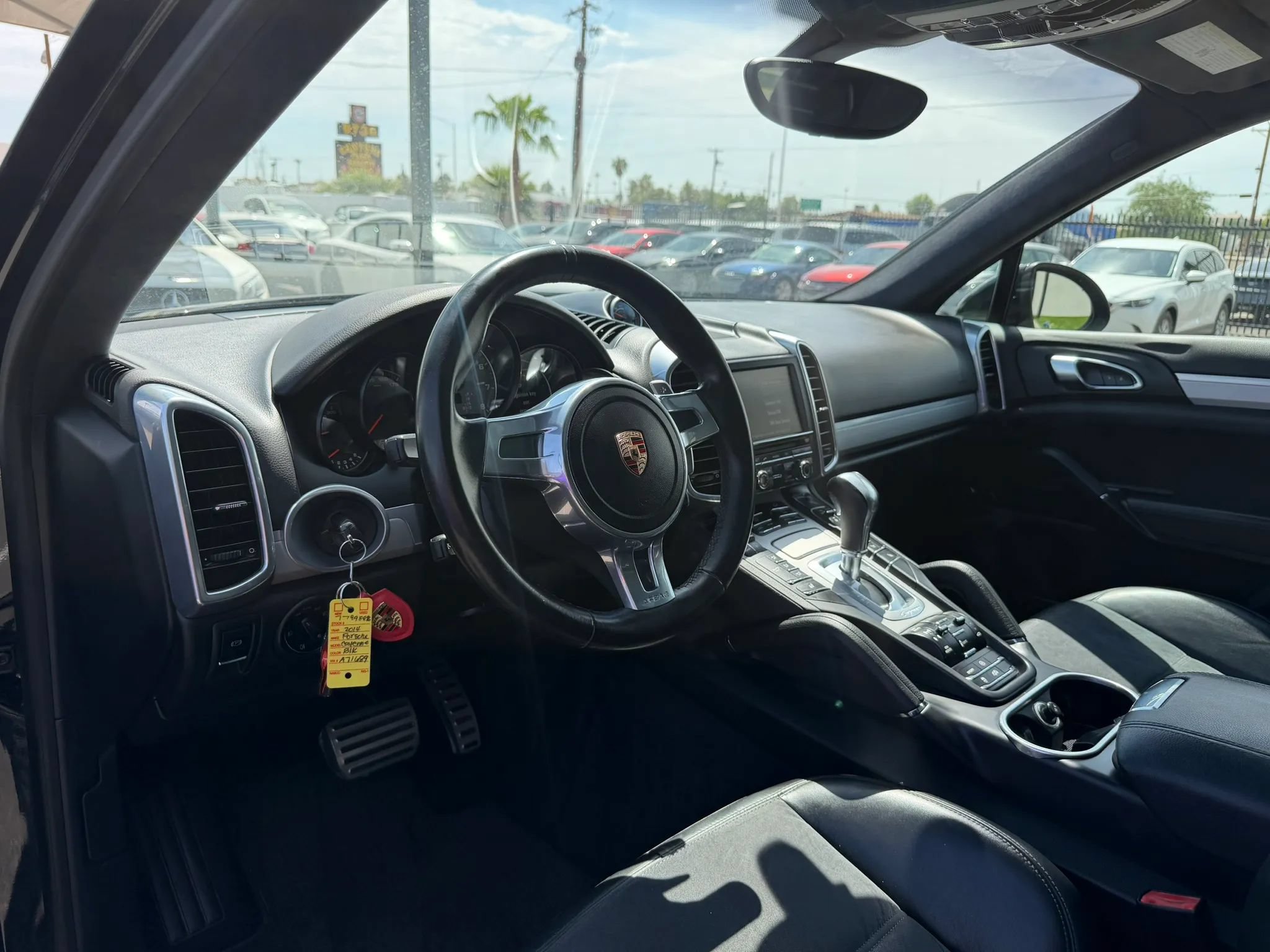 Used 2014 Porsche Cayenne GTS AWD/4WD image 17