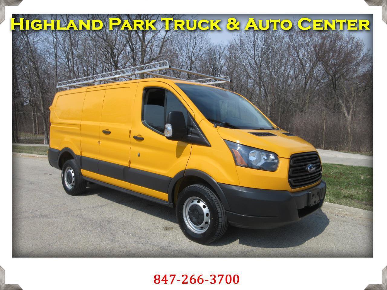 Used 2017 Ford Transit 250 130 Low Roof RWD image 1