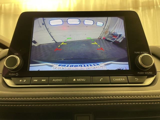 Used 2023 Nissan Rogue SV image 19