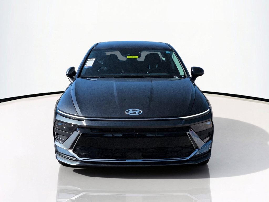 New 2027 Hyundai Sonata SE FWD image 3