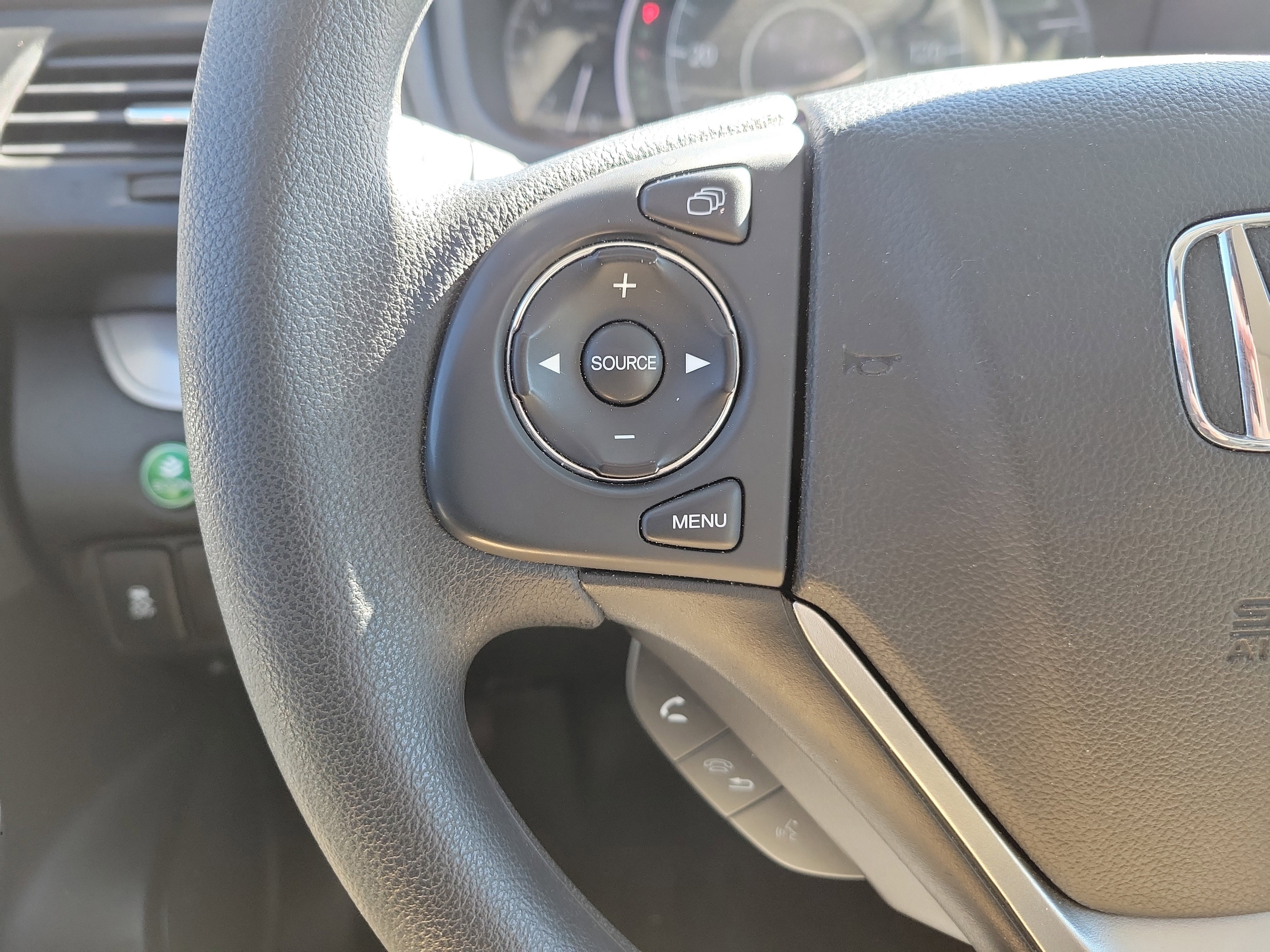 Used 2015 Honda CR-V EX image 28