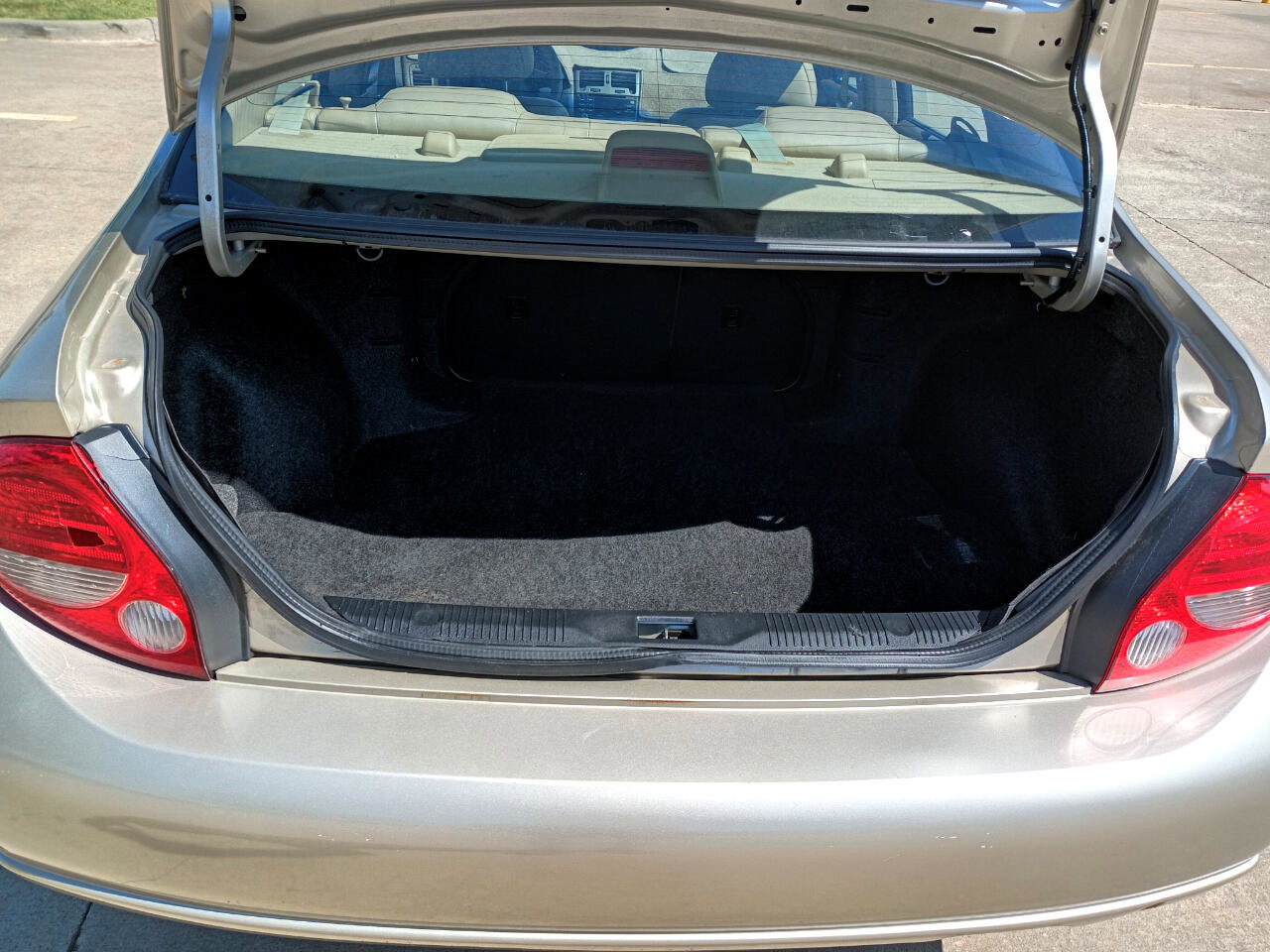 Used 2000 Nissan Maxima GLE image 6