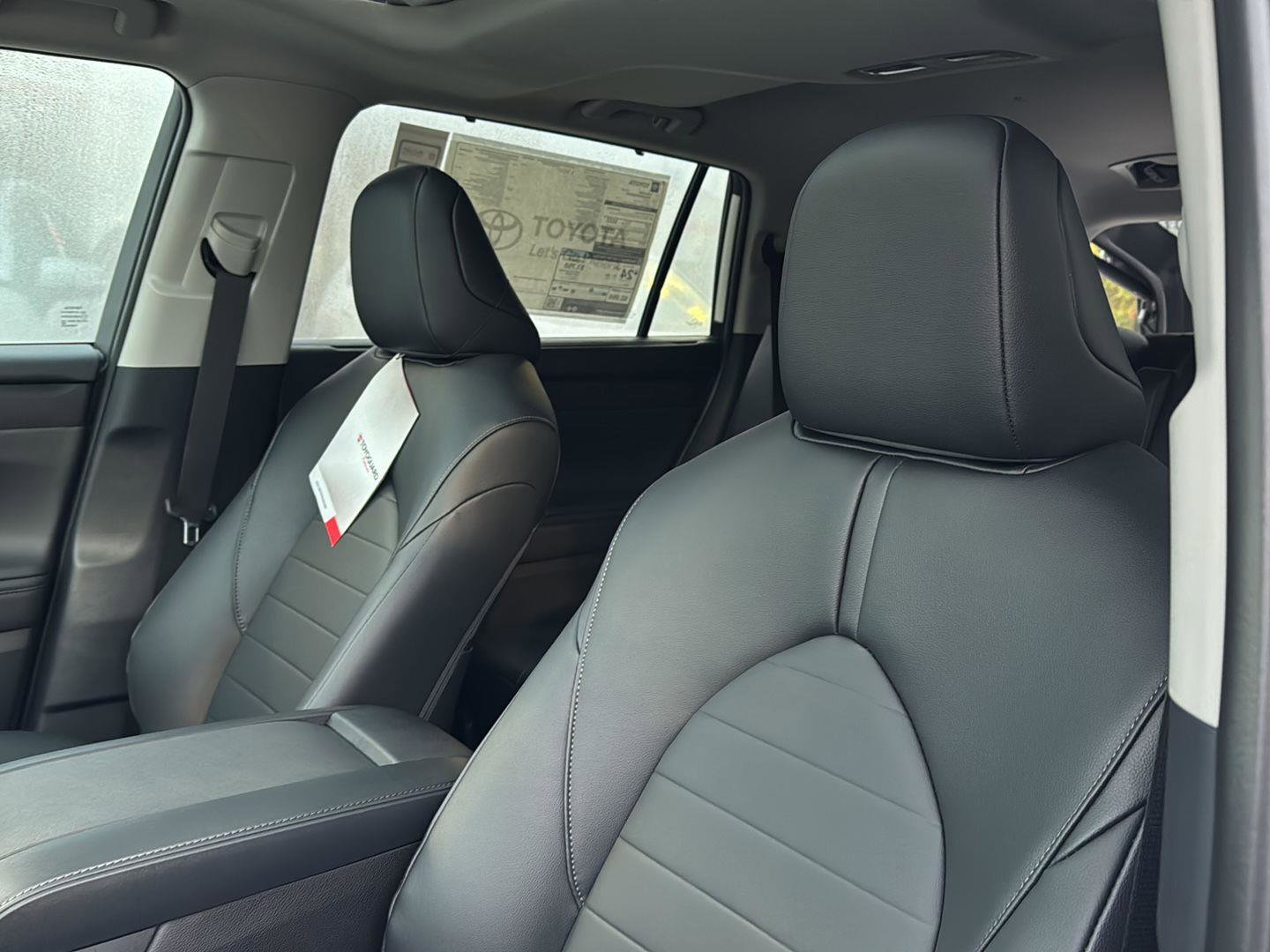 New 2026 Toyota Highlander XLE image 25