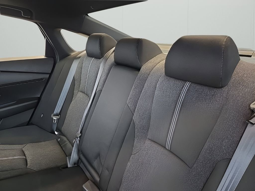 Used 2023 Honda Accord Sport image 13