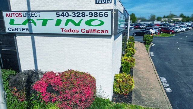 Used 2018 BMW 540i w/ M Sport Package image 33