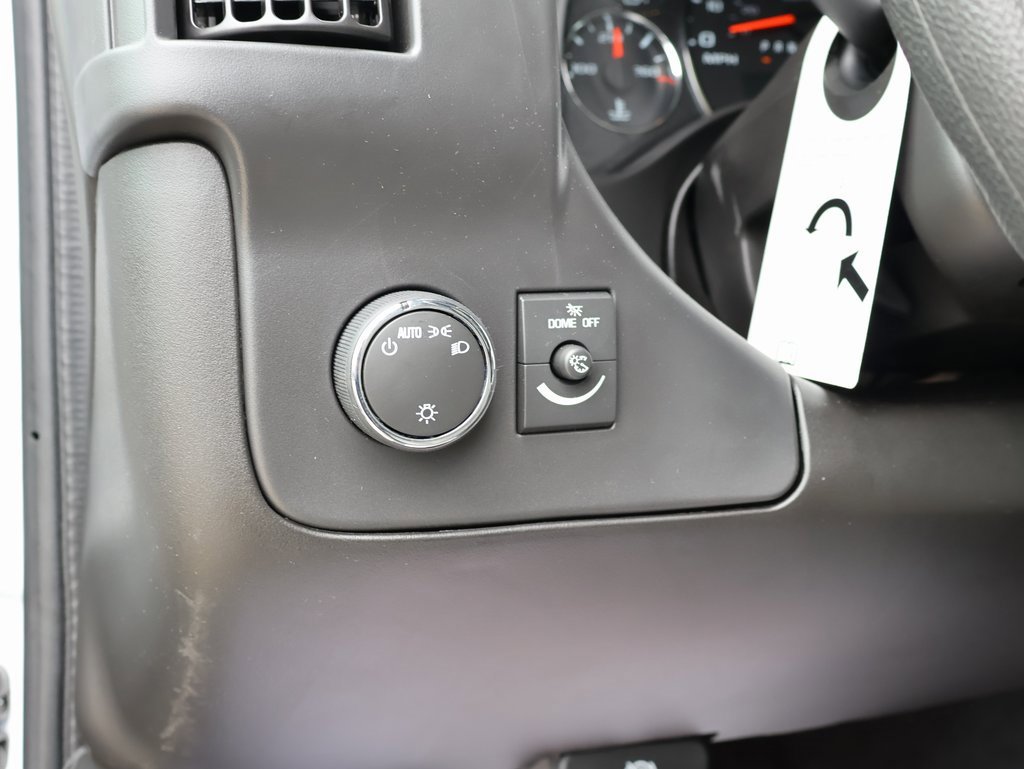 New 2025 GMC Savana 2500 Work Van w/ Enhanced Convenience Package image 10