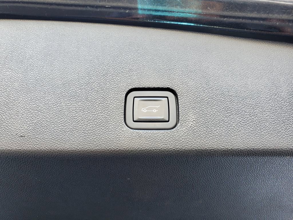 Used 2023 Cadillac XT6 Premium Luxury image 50