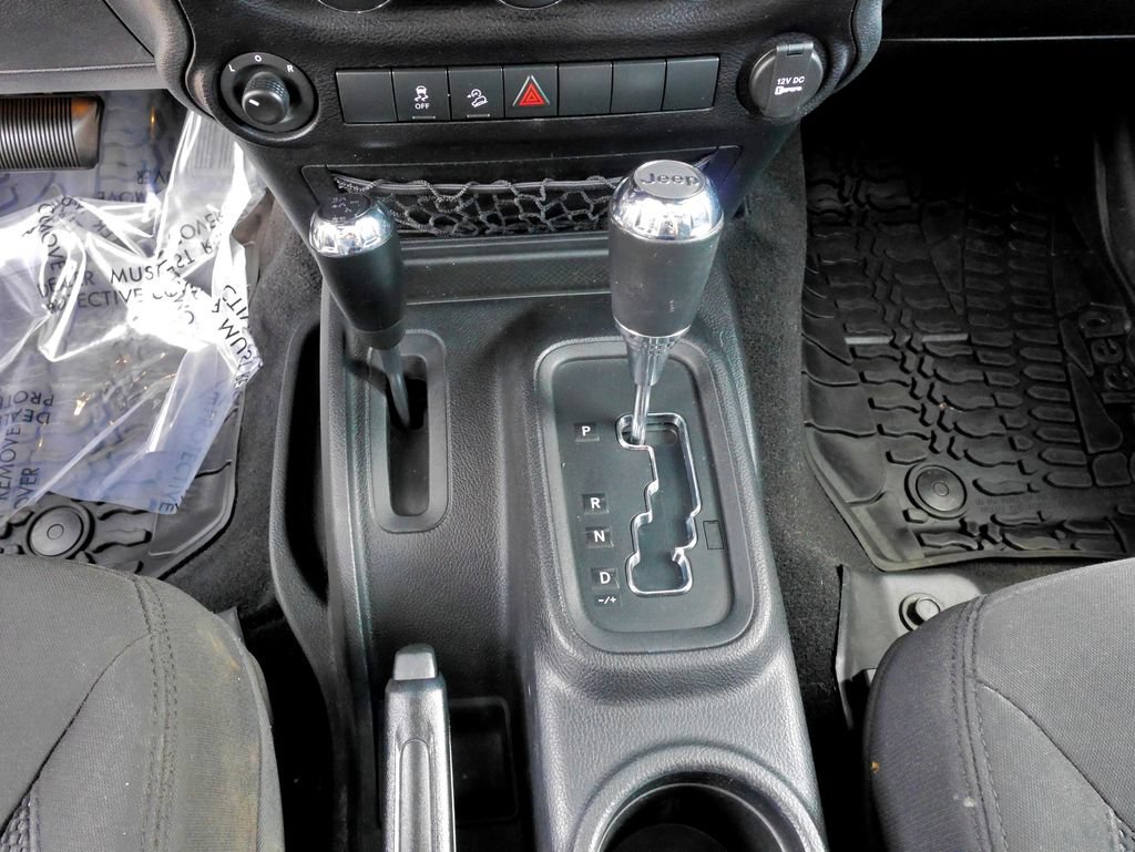 Used 2016 Jeep Wrangler Unlimited Sport AWD/4WD image 23