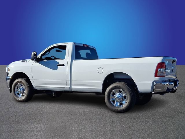 Used 2024 RAM 2500 Tradesman w/ Chrome Appearance Group AWD/4WD image 6