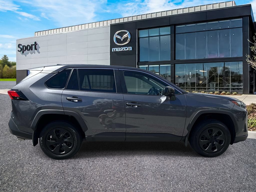 Used 2024 Toyota RAV4 LE FWD image 2