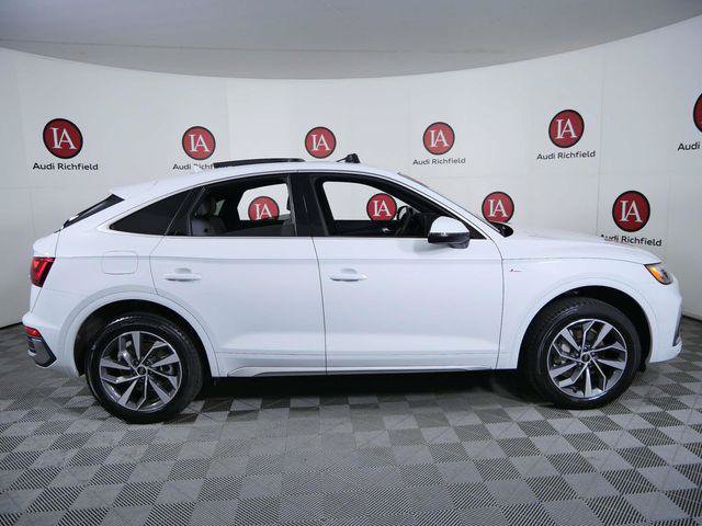 Used 2023 Audi Q5 2.0T Premium Plus w/ Premium Plus Package AWD/4WD image 9