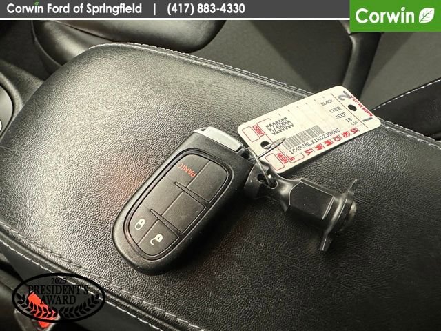 Used 2019 Jeep Cherokee Latitude Plus image 25