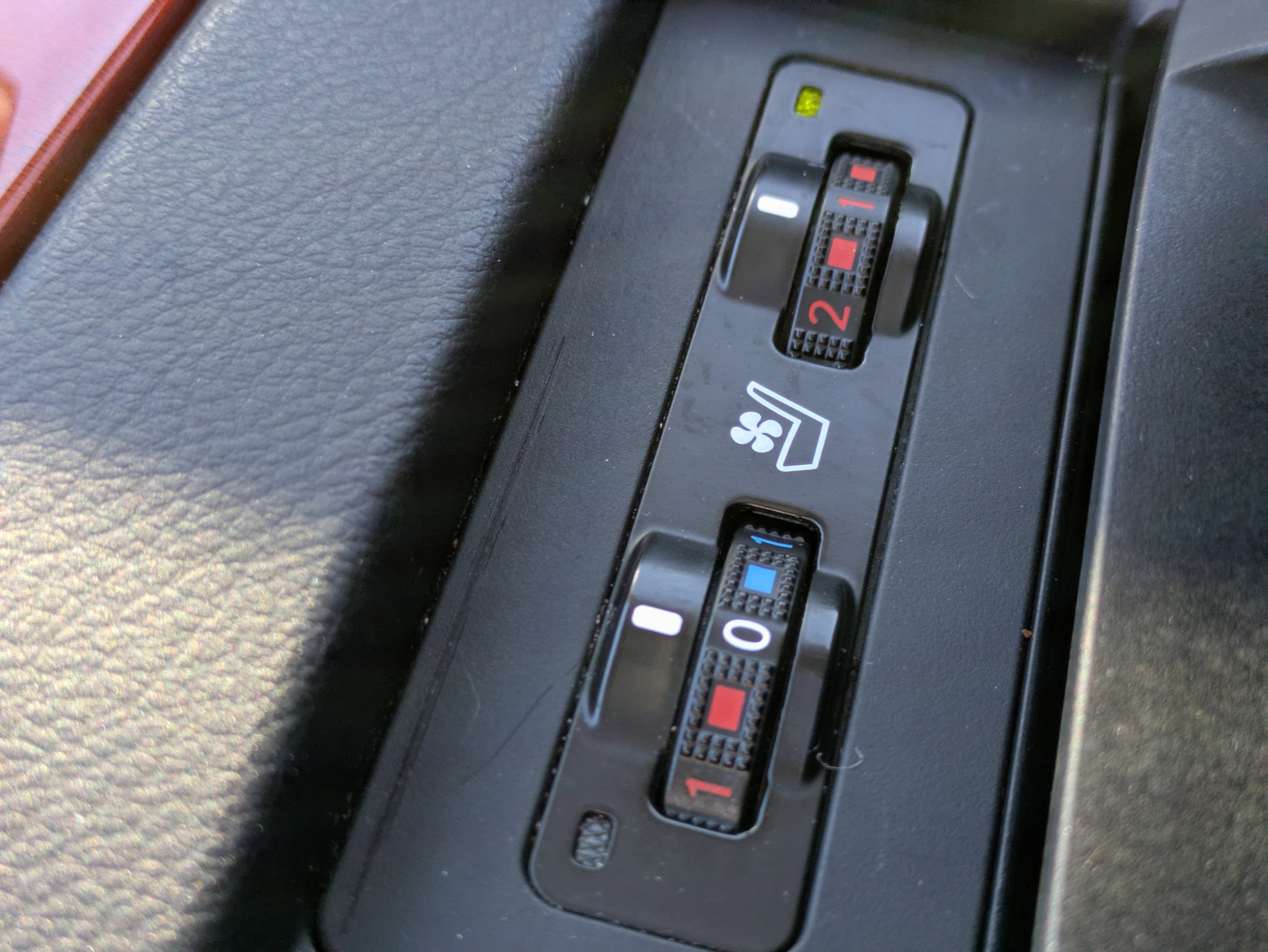 Used 2011 Lexus RX 350 AWD image 30