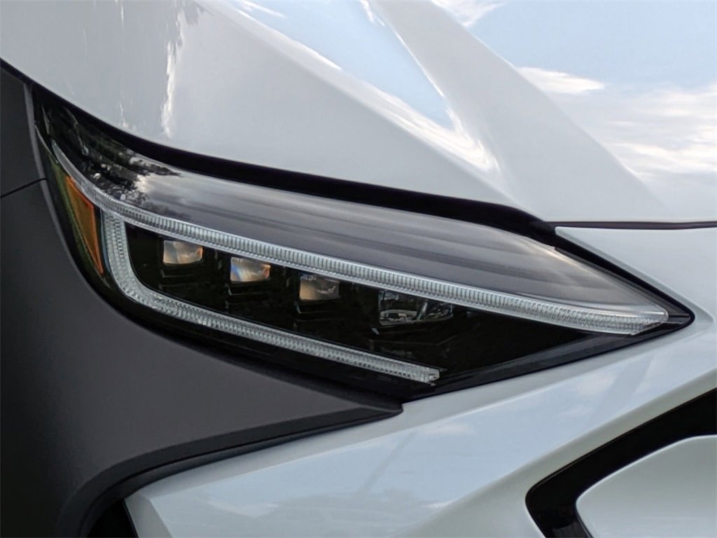 New 2025 Subaru Solterra Touring image 9