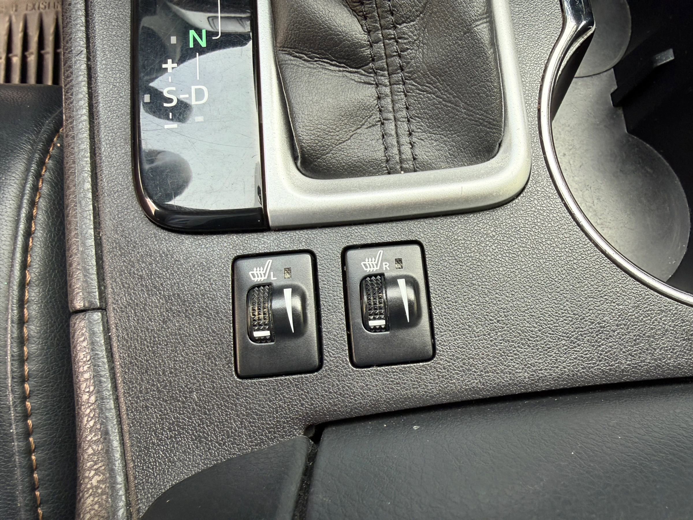 Used 2016 Toyota Highlander XLE image 15