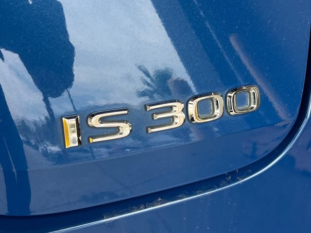 Used 2021 Lexus IS 300 w/ Comfort Package RWD image 19