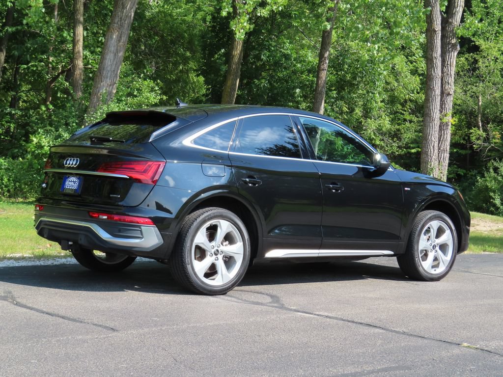 Used 2023 Audi Q5 2.0T Premium Plus w/ Premium Plus Package AWD/4WD image 3