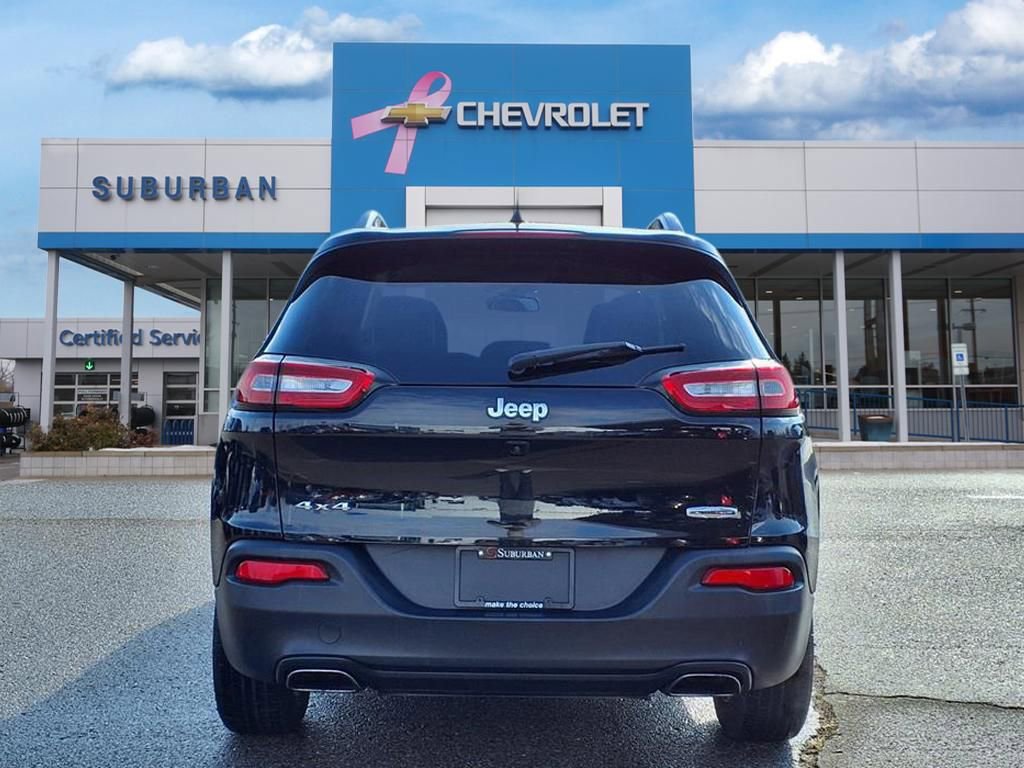 Used 2017 Jeep Cherokee Latitude w/ True North Edition image 6