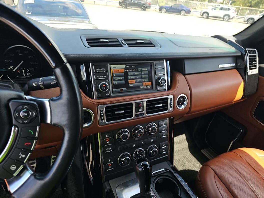 Used 2011 Land Rover Range Rover Autobiography AWD/4WD image 4