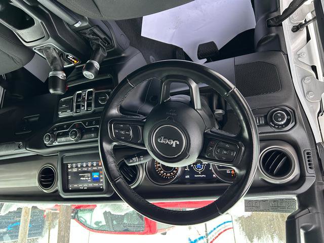 Certified 2021 Jeep Gladiator Sport image 11