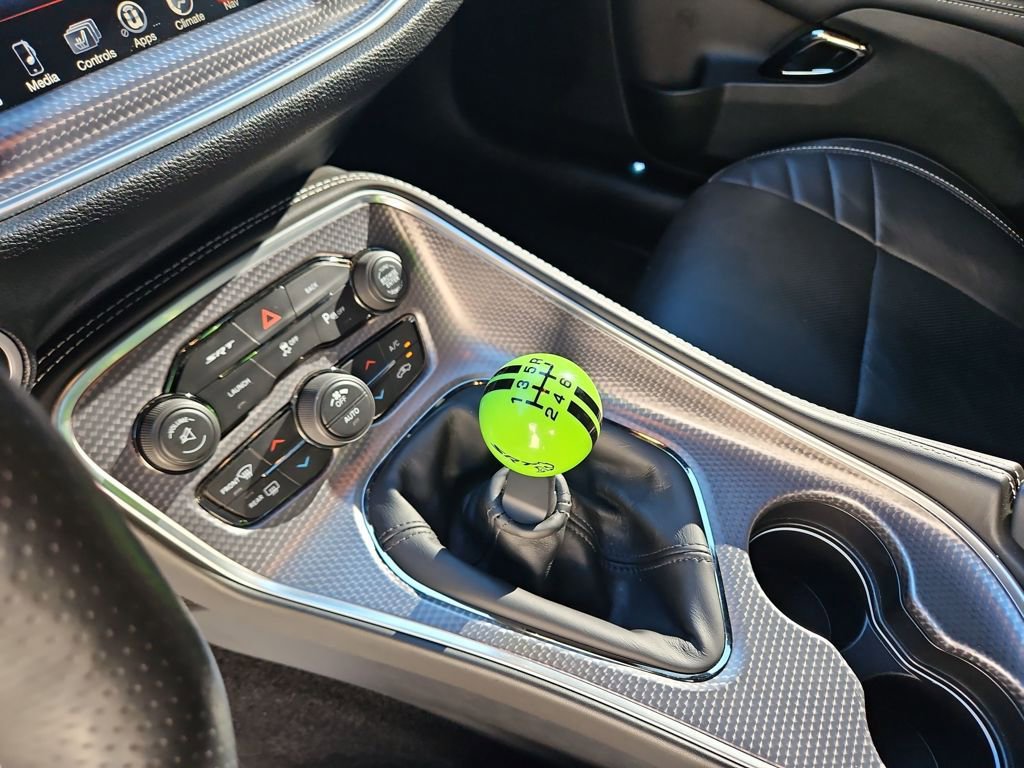 Used 2015 Dodge Challenger SRT Hellcat image 24