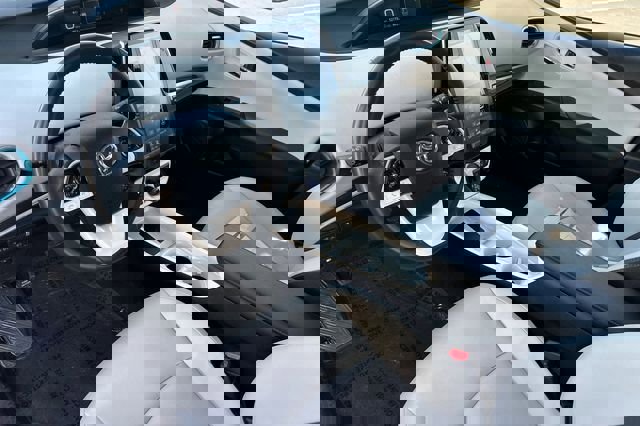 Used 2019 Toyota Prius Prime Premium image 11