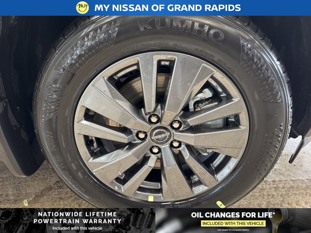 New 2026 Nissan Pathfinder SV image 7