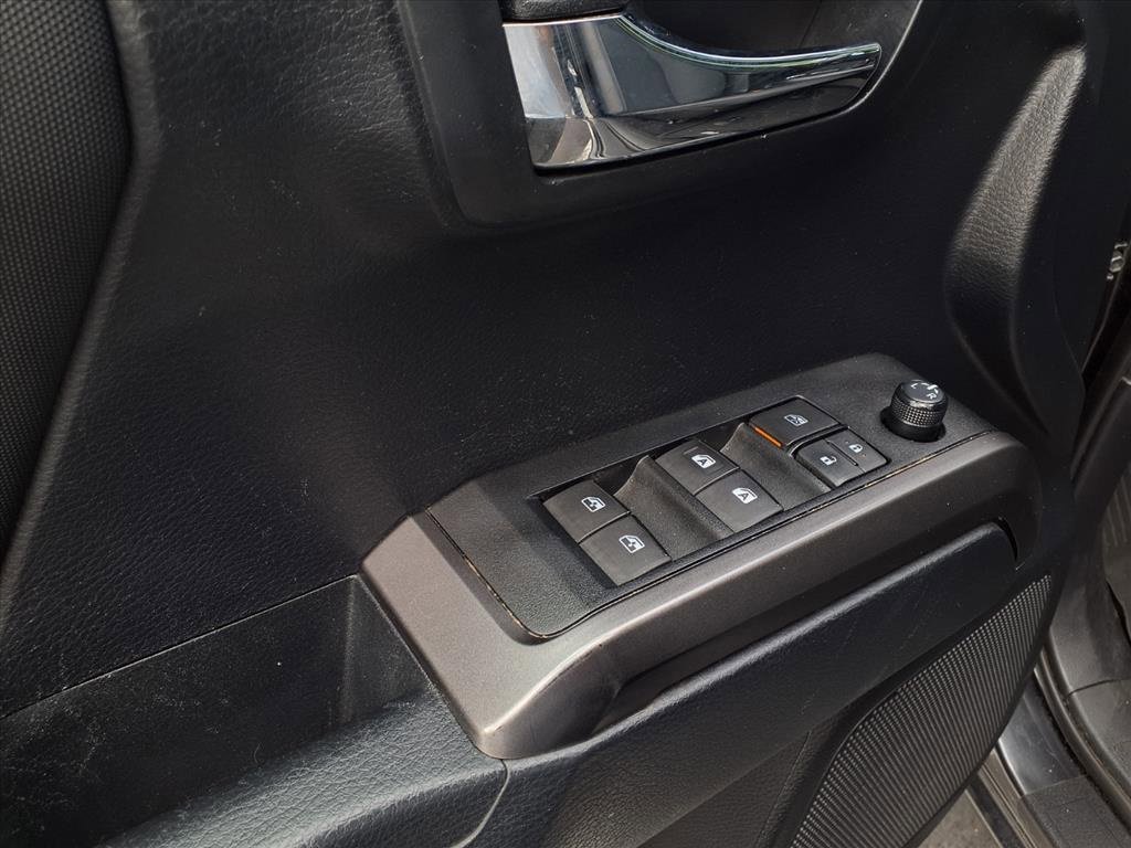 Certified 2019 Toyota Tacoma TRD Sport image 18