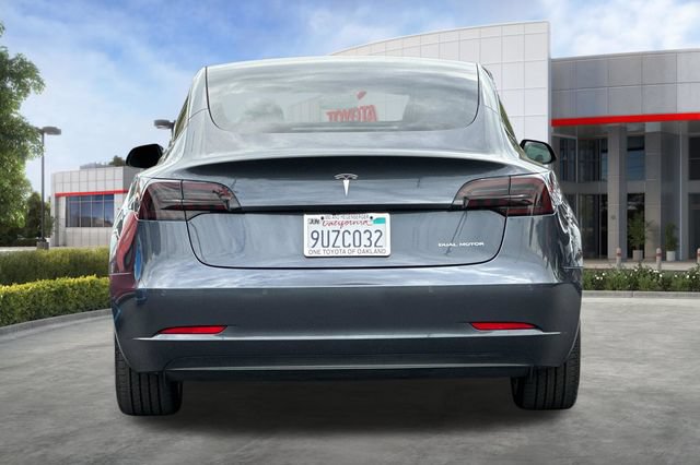 Used 2022 Tesla Model 3 Long Range AWD/4WD image 5