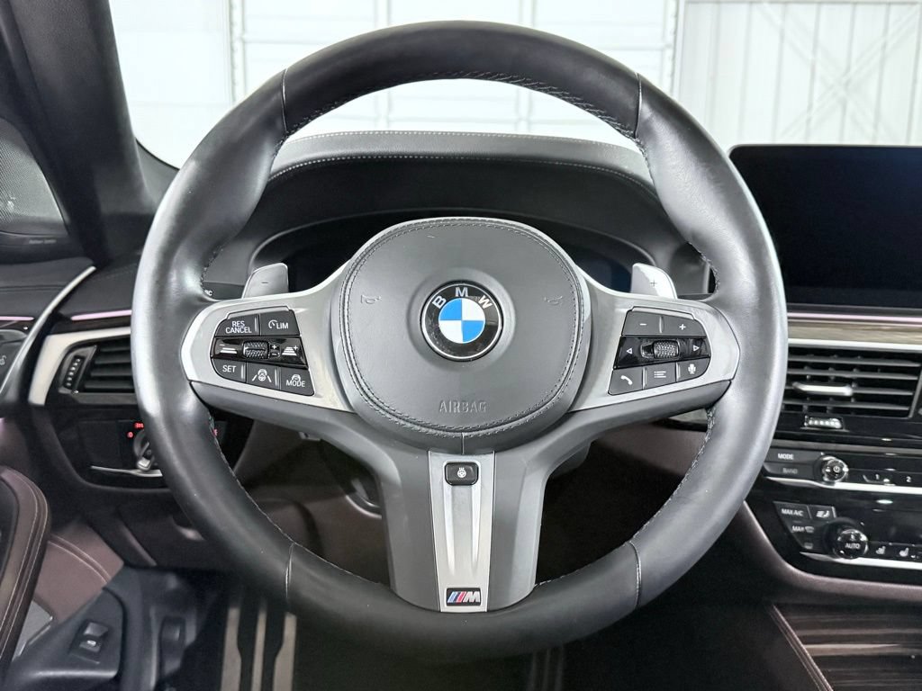 Used 2022 BMW M550i xDrive w/ Dynamic Handling Package AWD/4WD image 44